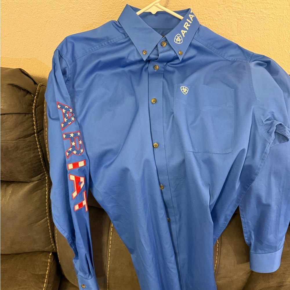 Ariat Men's American flag  Blue Button-Down Shirt with Red Accents